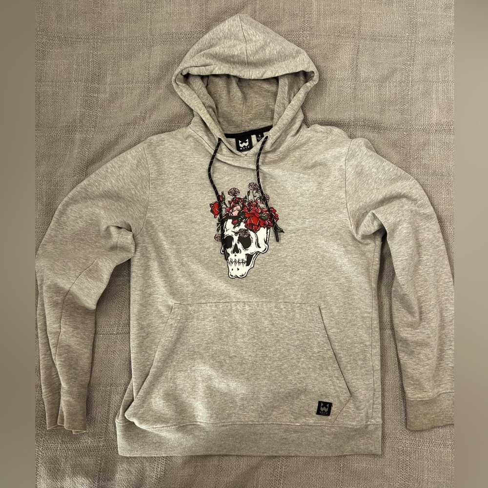 WXYZ Gray Skull Sweater